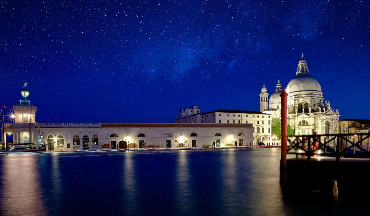 Ferienwohnung Biennale Ca Dario Venedig Exterior foto