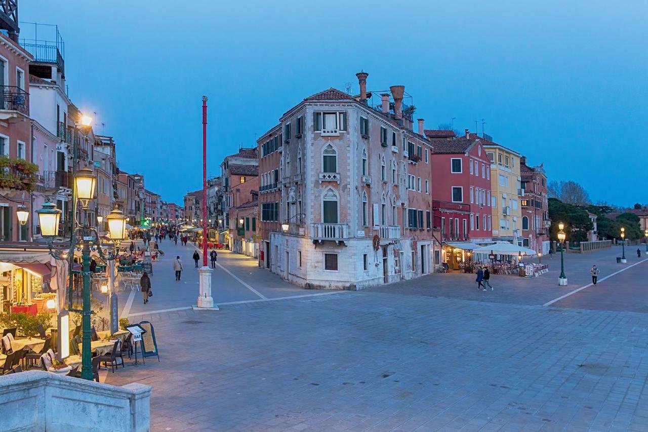 Ferienwohnung Biennale Ca Dario Venedig Exterior foto