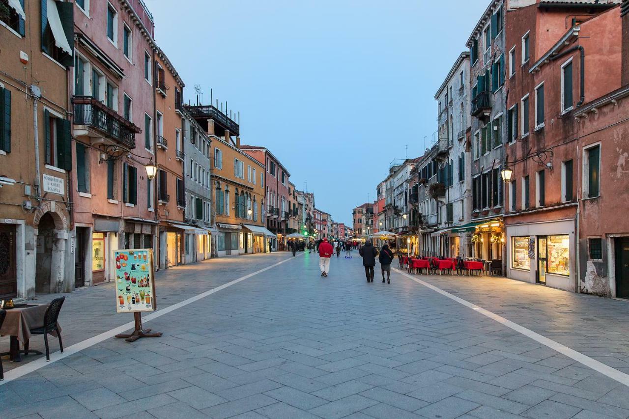 Ferienwohnung Biennale Ca Dario Venedig Exterior foto