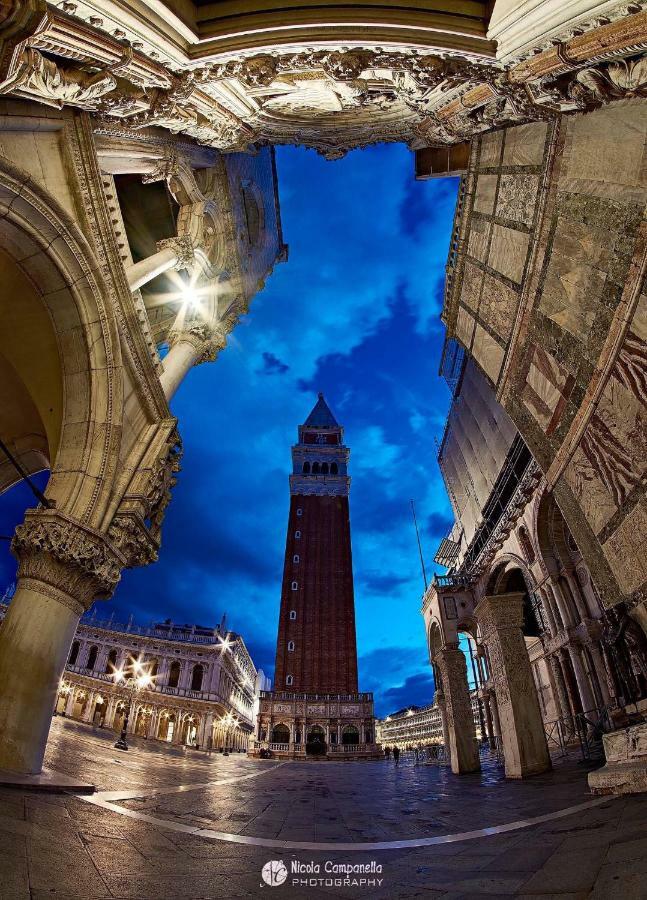 Ferienwohnung Biennale Ca Dario Venedig Exterior foto