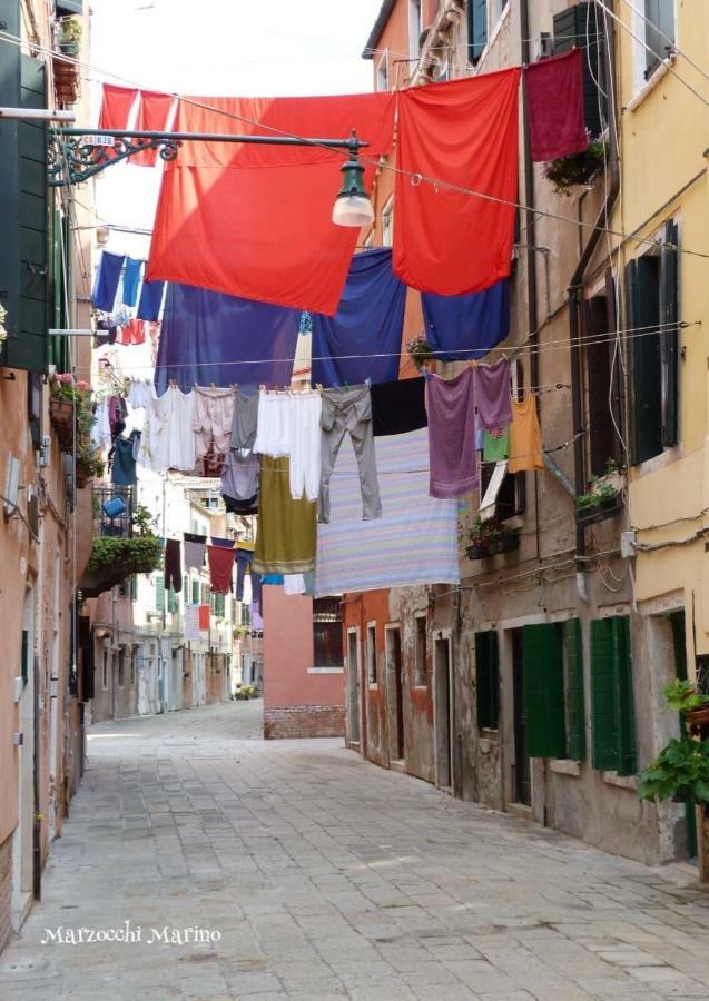 Ferienwohnung Biennale Ca Dario Venedig Exterior foto